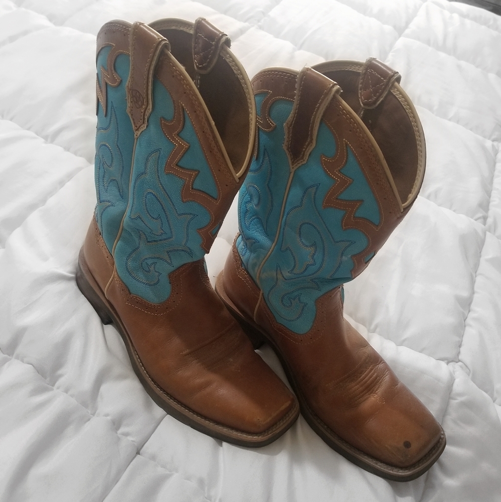 Ariat Square Toe Womens Boots